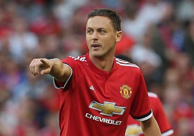 万英镑的固 万英镑的固